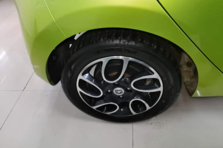 Used CHANGAN Benni EV 2019 EV360 Standard Model Right Rear Wheel Hub