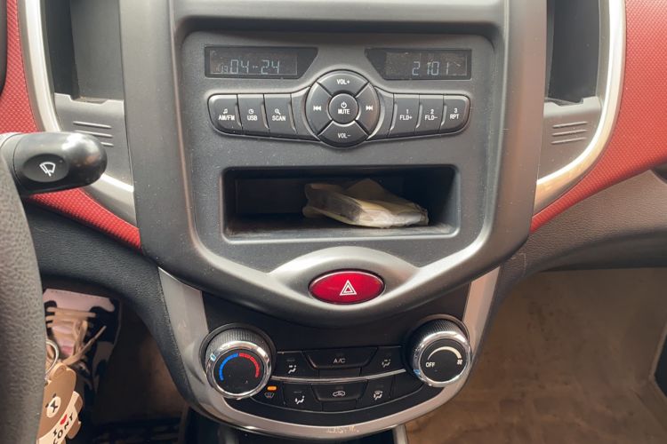 Used CHANGAN Benni EV 2019 EV360 Standard Model Audio And AC Panel