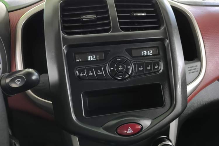 Used CHANGAN Benni EV 2019 EV360 Standard Model Audio And AC Panel