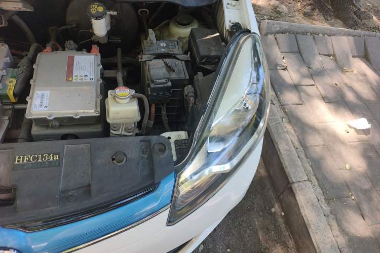 Used CHANGAN Benni EV 2019 EV360 Standard Model Engine Bay Left
