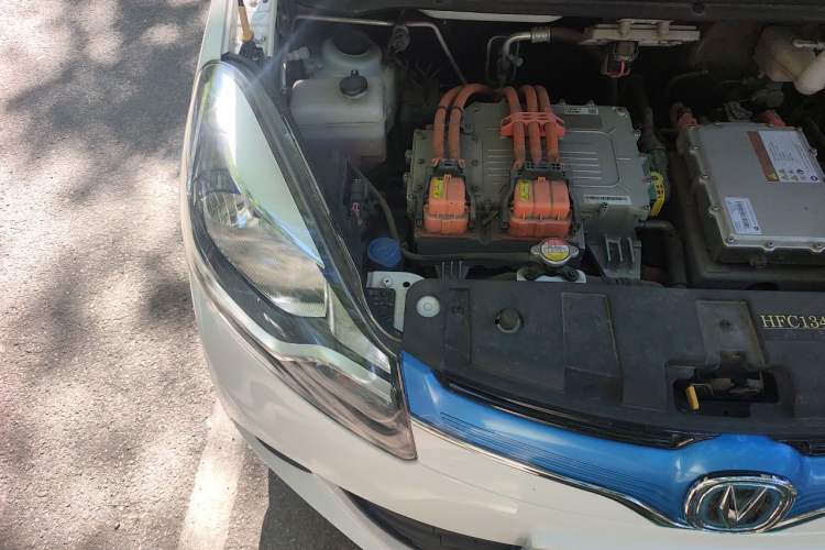 Used CHANGAN Benni EV 2019 EV360 Standard Model Engine Bay Right