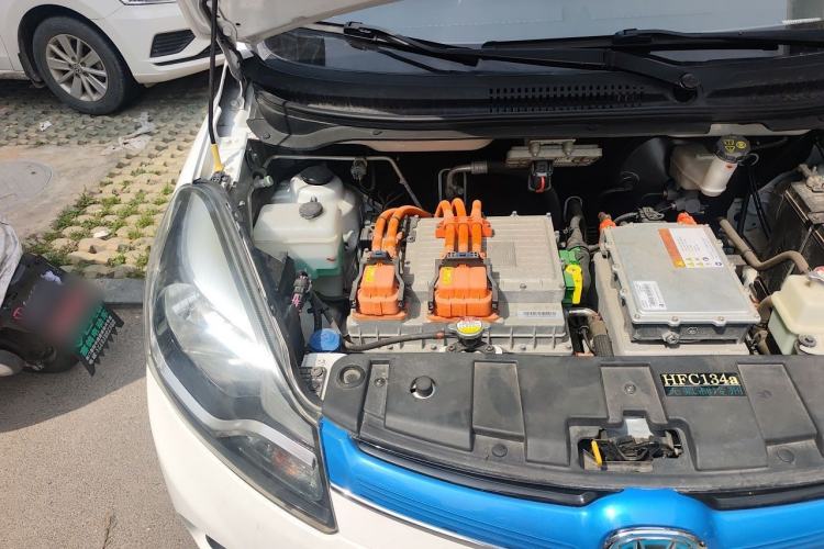 Used CHANGAN Benni EV 2019 EV360 Standard Model Engine Bay Right