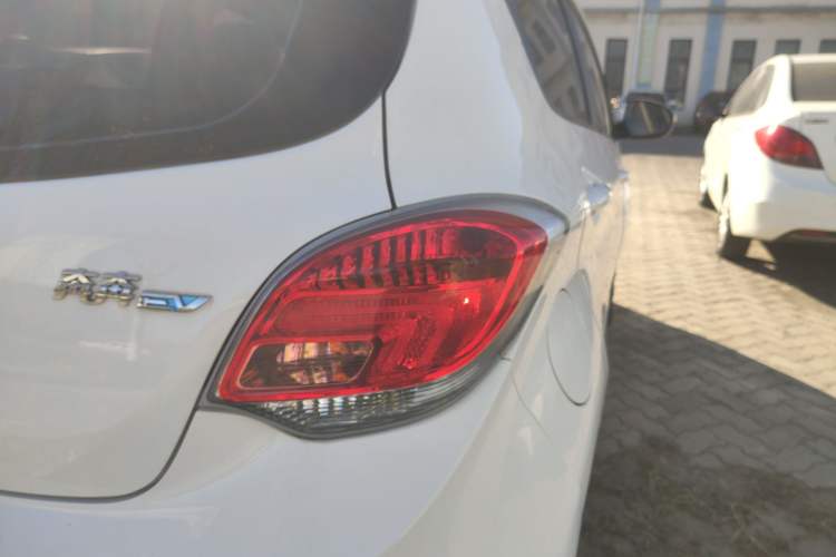 Used CHANGAN Benni EV 2019 EV360 Standard Model Exterior 6