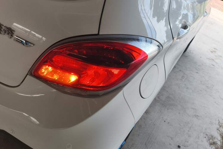 Used CHANGAN Benni EV 2019 EV360 Standard Model Exterior 6