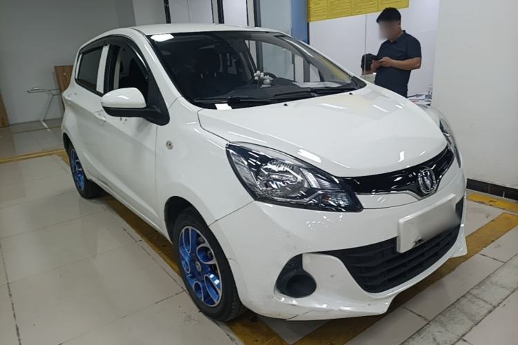 Used CHANGAN Benni EV 2019 Facelifted EV360 Standard Version Front Right 45 Deg