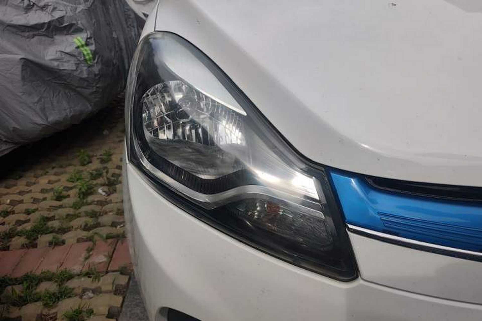 Used CHANGAN Benni EV 2019 EV360 Standard Model Right Front Headlight
