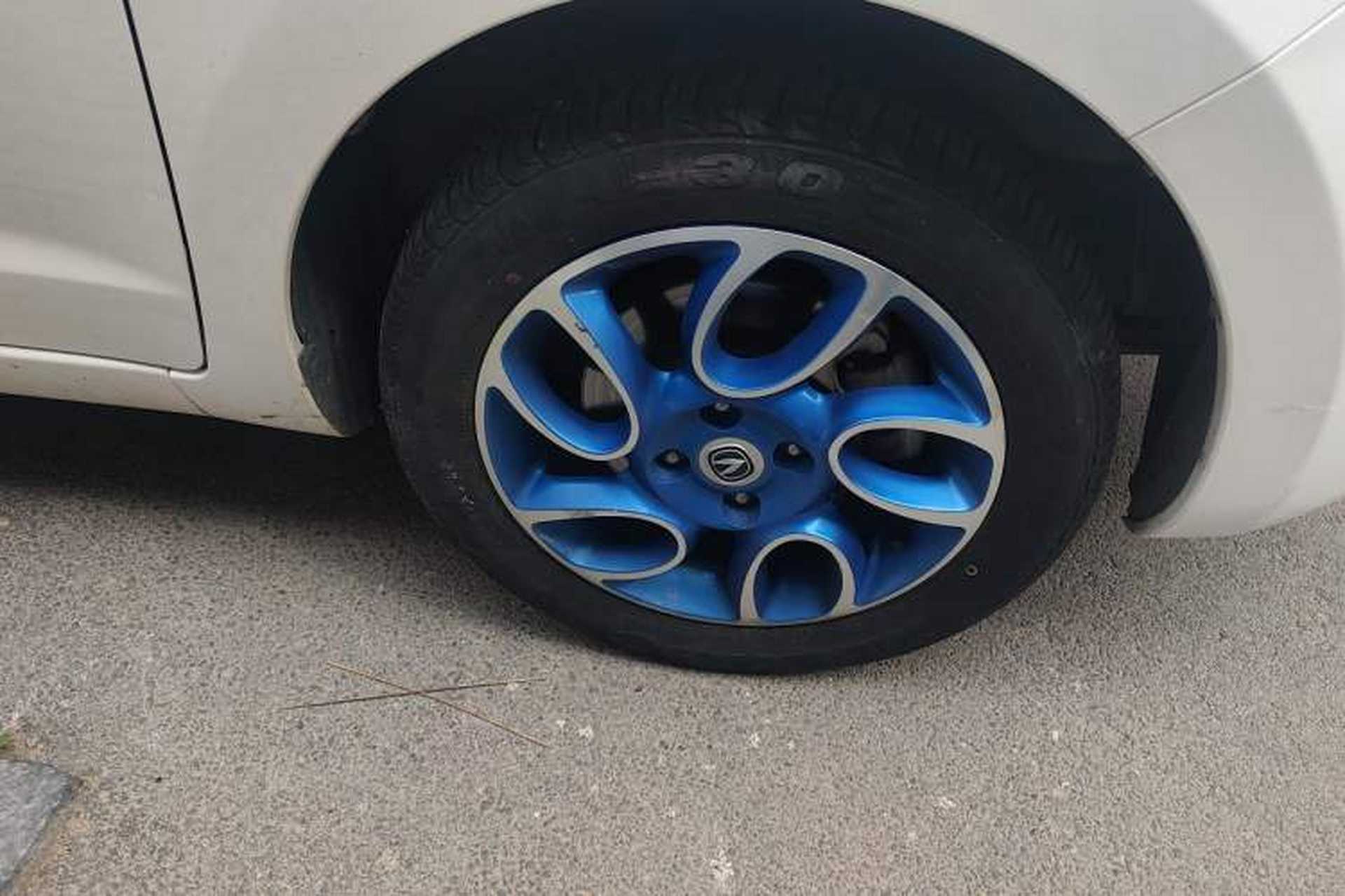 Used CHANGAN Benni EV 2019 EV360 Standard Model Right Front Wheel Hub