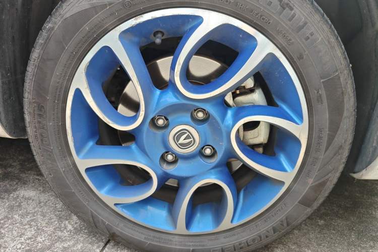 Used CHANGAN Benni EV 2019 Facelifted EV360 Standard Version Right Front Wheel Hub