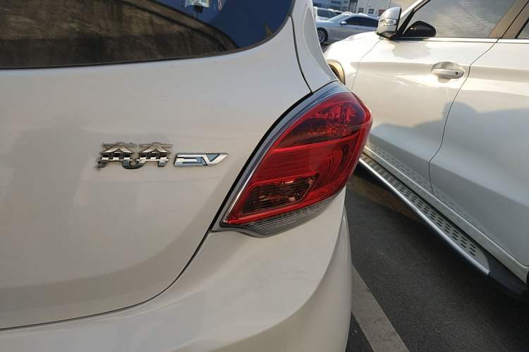 Used CHANGAN Benni EV 2019 EV360 Standard Model Right Rear Taillight