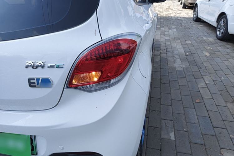 Used CHANGAN Benni EV 2019 EC260 Standard Model Right Rear Taillight