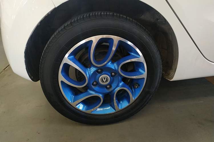 Used CHANGAN Benni EV 2019 EV360 Standard Model Right Rear Wheel Hub