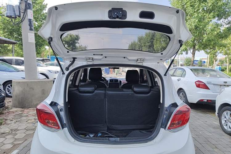 Used CHANGAN Benni EV 2019 EC260 Standard Model Trunk