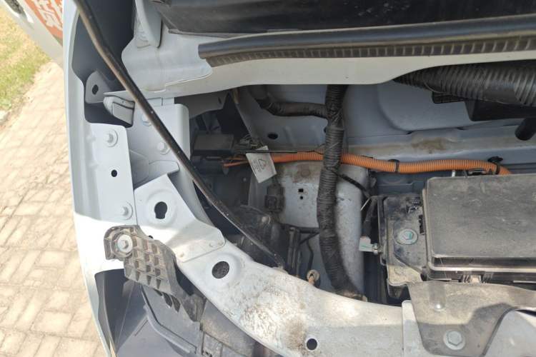 Used CHANGAN Benni EV  Engine Bay Right