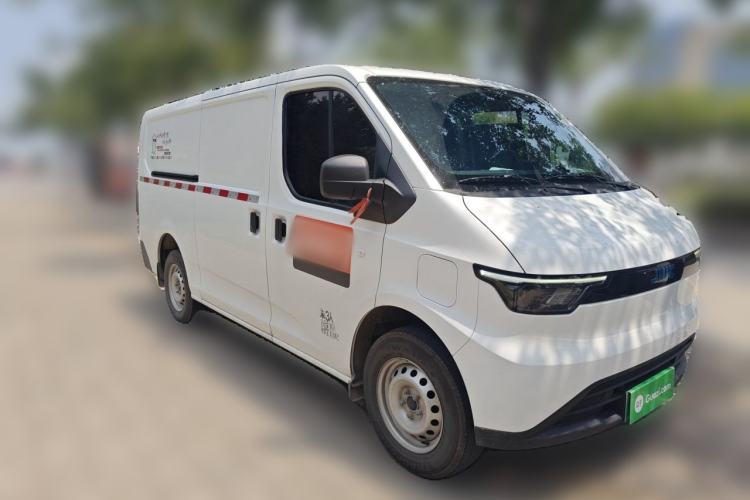 Used CHANGAN Benni EV  Front Right 45 Deg