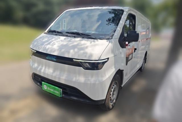 Used CHANGAN Benni EV 2025 JMC E-Fushun, 3-seater, all-electric range of 300 km, automatic transmission.