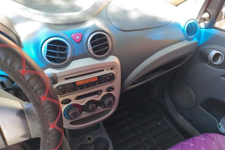 Used CHANGAN Benni mini 2010 1.0L Manual Deluxe Edition Audio And AC Panel