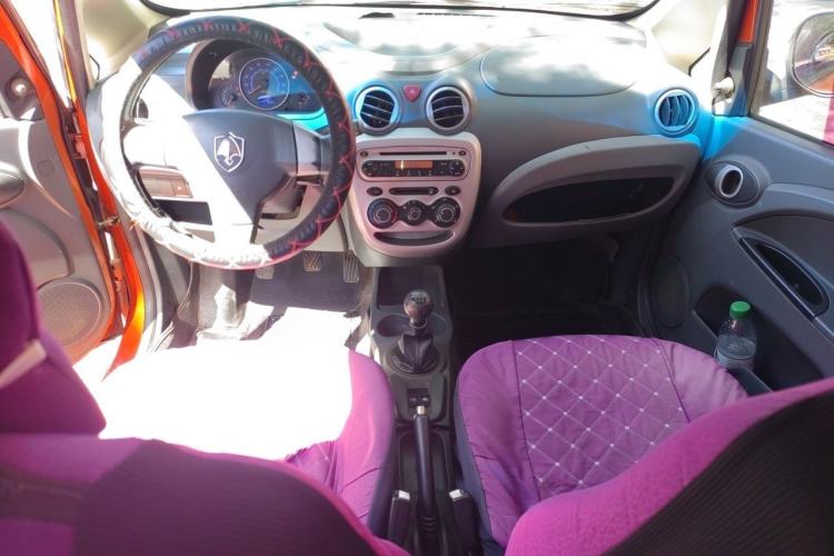 Used CHANGAN Benni mini 2010 1.0L Manual Deluxe Edition Center Console