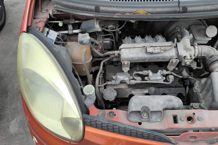 Used CHANGAN Benni mini 2010 1.0L Manual Standard Edition Engine Bay Right