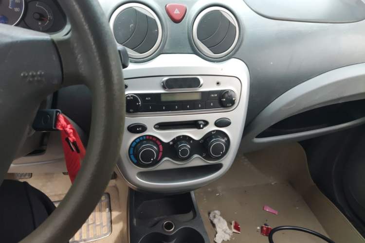 Used CHANGAN Benni mini 2010 1.0L Manual Comfort Version Audio And AC Panel