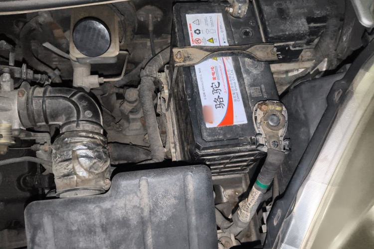 Used CHANGAN Benni mini 2010 1.0L Manual Comfort Version Engine Bay Left