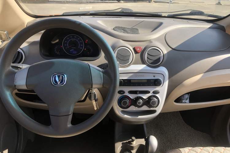 Used CHANGAN Benni mini 2011 1.0L IMT Comfort Edition Interior 3