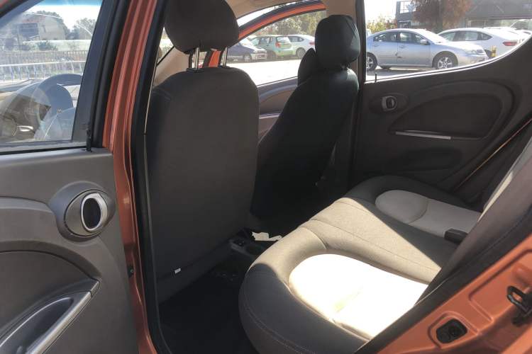 Used CHANGAN Benni mini 2011 1.0L IMT Comfort Edition Interior 6