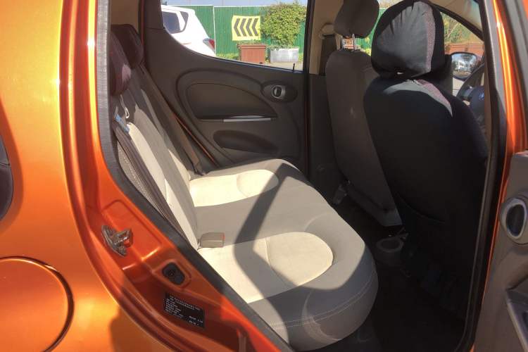 Used CHANGAN Benni mini 2011 1.0L IMT Comfort Edition Interior 9