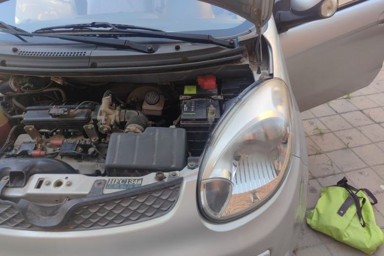 Used CHANGAN Benni mini 2011 1.0L IMT Comfort Edition Engine Bay Left