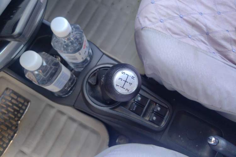 Used CHANGAN Benni mini 2011 1.0L IMT Comfort Edition Gear Lever