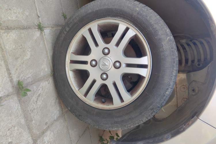 Used CHANGAN Benni mini 2011 1.0L IMT Comfort Edition Right Front Wheel Hub