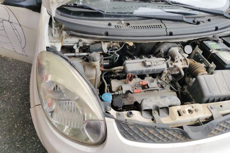 Used CHANGAN Benni mini 2011 1.0L IMT Comfort Edition Engine Bay Right