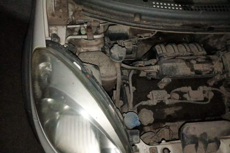 Used CHANGAN Benni mini 2011 1.0L IMT Comfort Edition Engine Bay Right