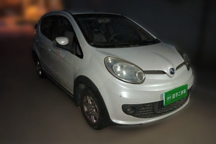 Used CHANGAN Benni mini 2011 1.0L IMT Comfort Edition Front Right 45 Deg