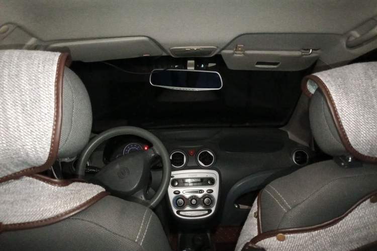 Used CHANGAN Benni mini 2011 1.0L IMT Comfort Edition Headliner