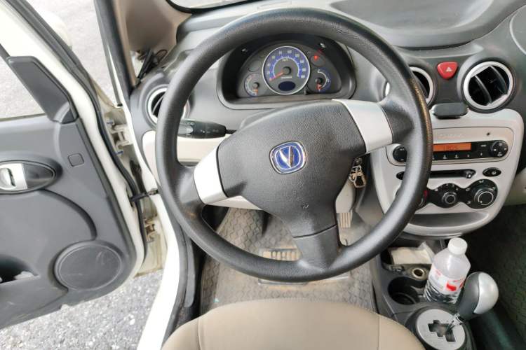 Used CHANGAN Benni mini 2011 1.0L IMT Comfort Edition Steering Wheel
