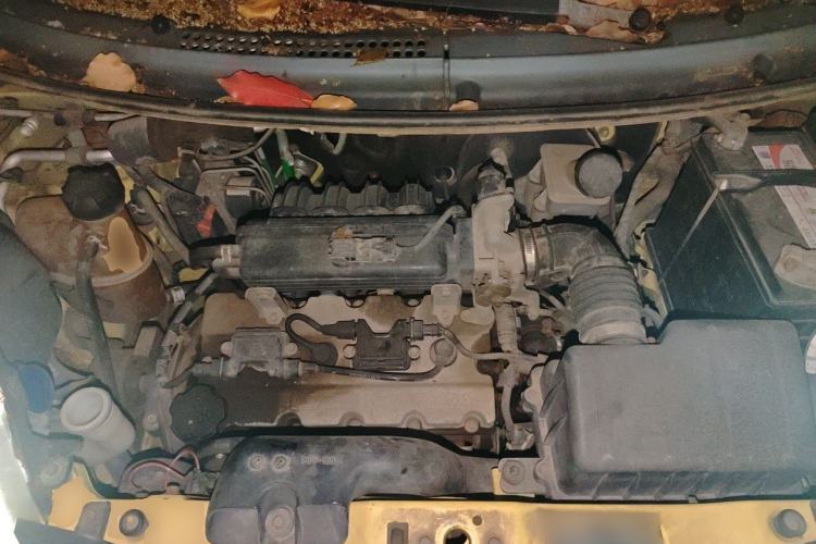 Used CHANGAN Benni mini 2011 1.0L IMT Comfort Edition Engine Bay