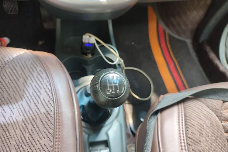 Used CHANGAN Benni mini 2011 1.0L IMT Comfort Edition Gear Lever