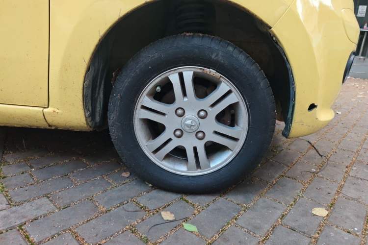 Used CHANGAN Benni mini 2011 1.0L IMT Comfort Edition Right Front Wheel Hub