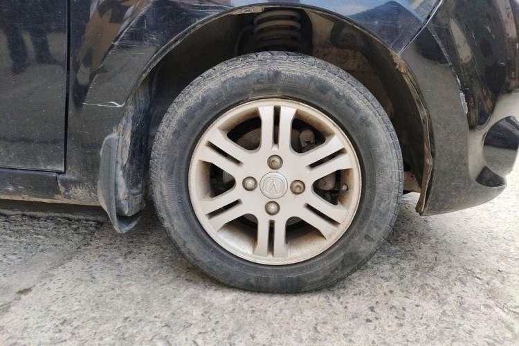 Used CHANGAN Benni mini 2012 1.0L Manual Fashion Edition China IV Standard Right Front Wheel Hub