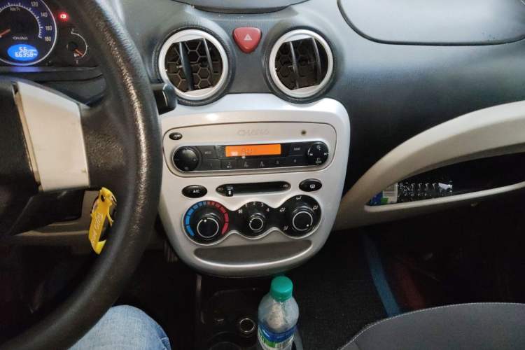 Used CHANGAN Benni mini 2012 1.0L Manual Family Edition China IV Standard Audio And AC Panel