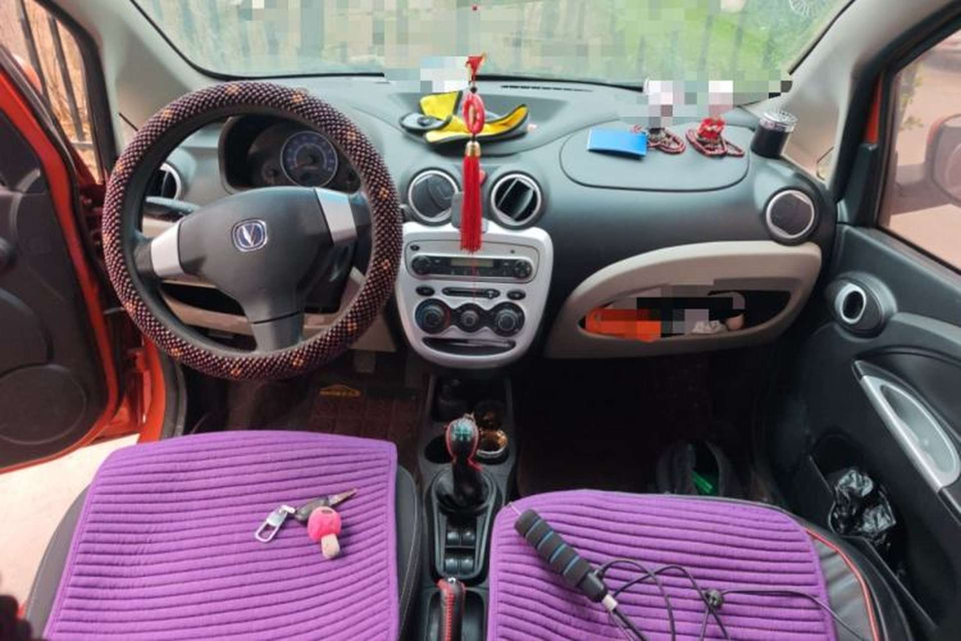 Used CHANGAN Benni mini 2012 1.0L Manual Fashion Edition China IV Standard Center Console
