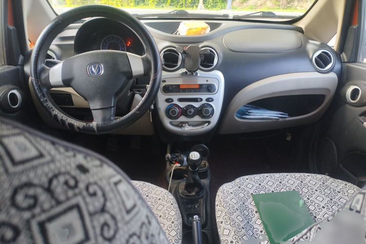 Used CHANGAN Benni mini 2012 1.0L Manual Family Edition China IV Standard Center Console