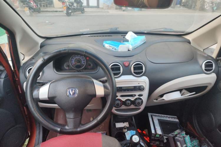 Used CHANGAN Benni mini 2012 1.0L Manual Family Edition China V Standard Center Console