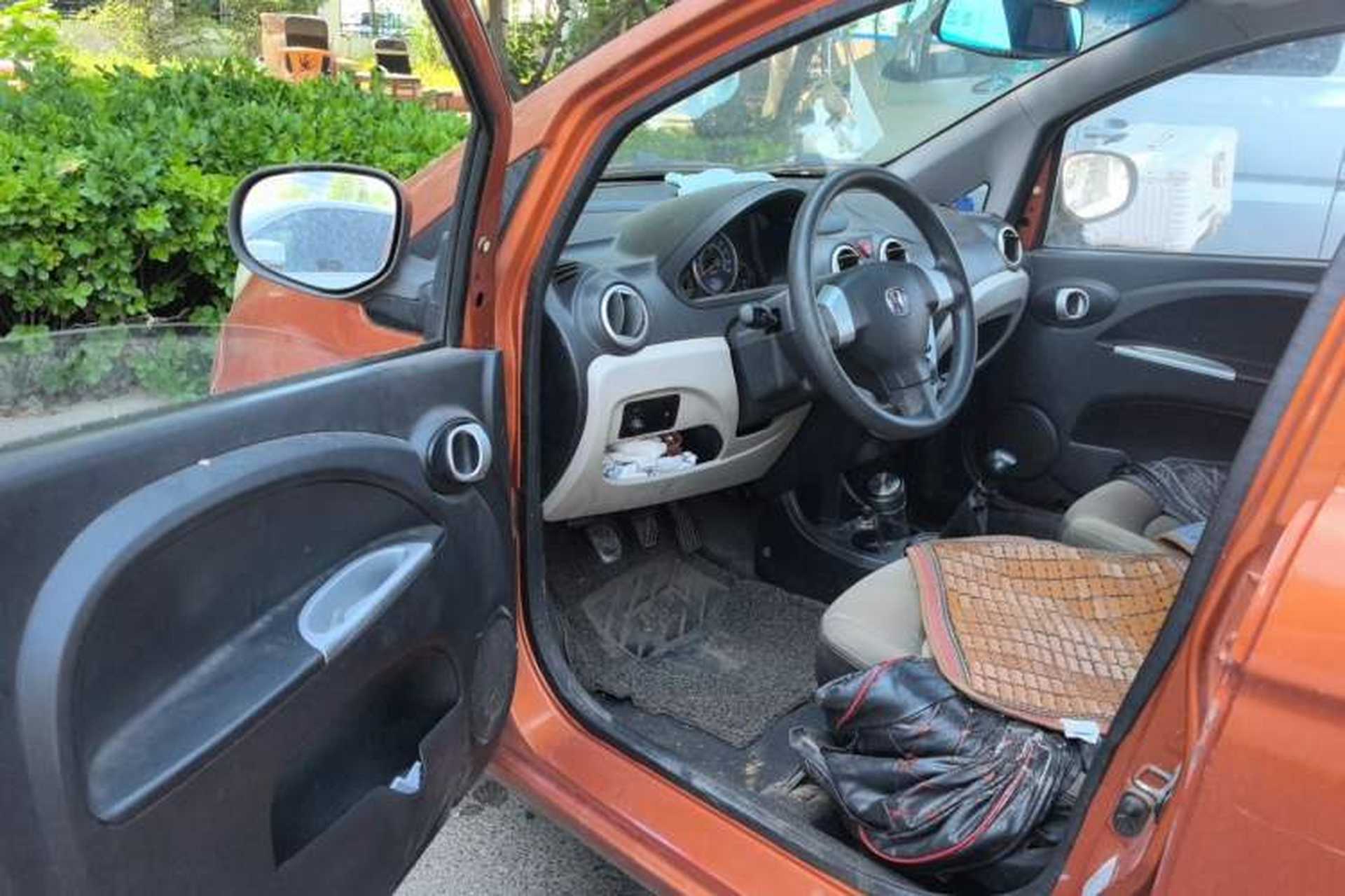 Used CHANGAN Benni mini 2012 1.0L Manual Fashion Edition China V Standard Driver Seat