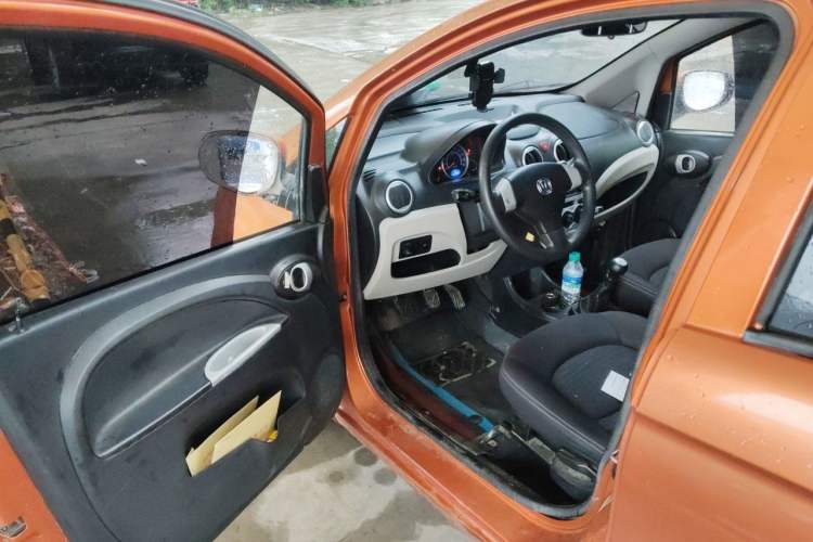 Used CHANGAN Benni mini 2012 1.0L Manual Family Edition China IV Standard Driver Seat