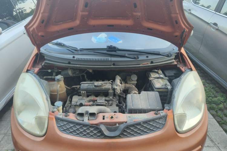 Used CHANGAN Benni mini 2012 1.0L Manual Family Edition China V Standard Engine Bay