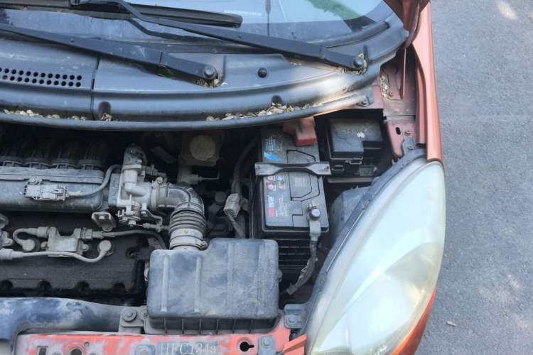 Used CHANGAN Benni mini 2012 1.0L Manual Fashion Edition China V Standard Engine Bay Left