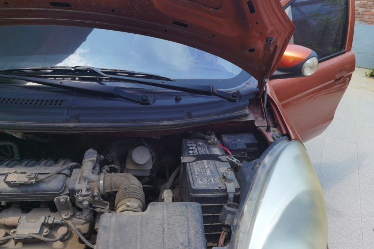Used CHANGAN Benni mini 2012 1.0L Manual Fashion Edition China IV Standard Engine Bay Left