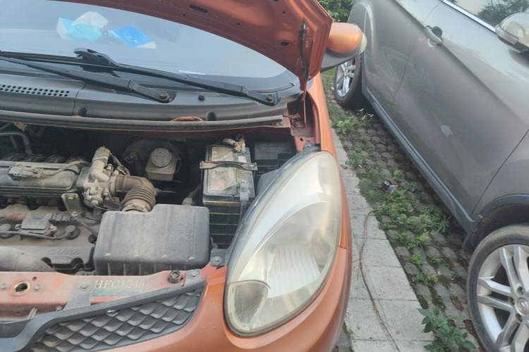 Used CHANGAN Benni mini 2012 1.0L Manual Family Edition China V Standard Engine Bay Left