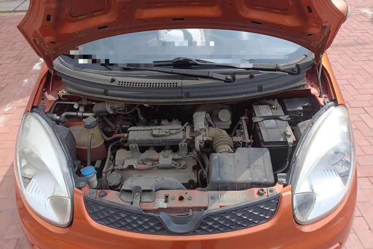 Used CHANGAN Benni mini 2012 1.0L IMT Fashion Edition China IV Standard Engine Bay